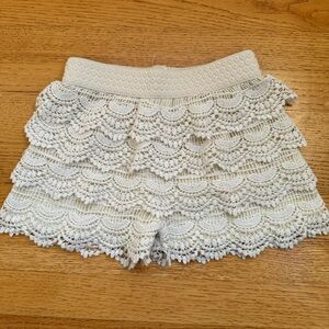 Lapis Girl Tiered Lace Shorts 7